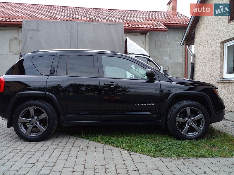 Внедорожник / Кроссовер Jeep Compass 2012 в Львове