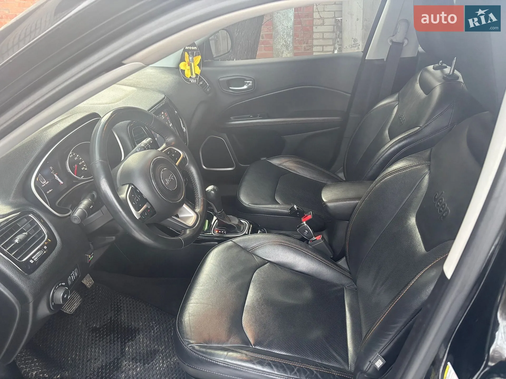 2017 Jeep Compass - мініатюра 5