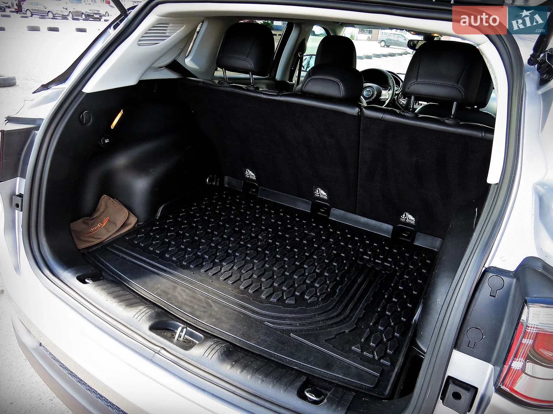 2017 Jeep Compass - мініатюра 20
