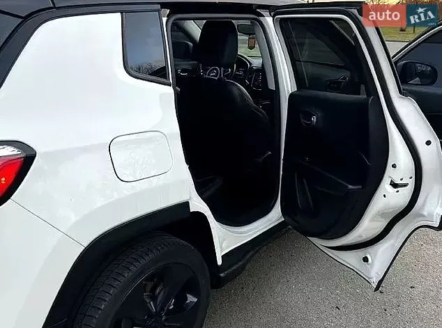 2018 Jeep Compass - мініатюра 10