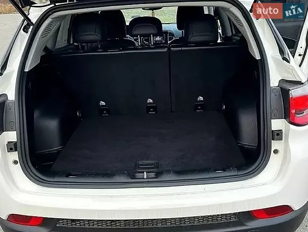 2018 Jeep Compass - мініатюра 11