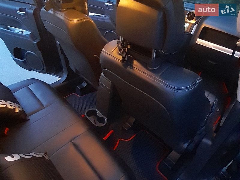 Позашляховик / Кросовер Jeep Compass 2016 в Києві фото 40 Позашляховик / Кросовер Jeep Compass 2016 в Києві