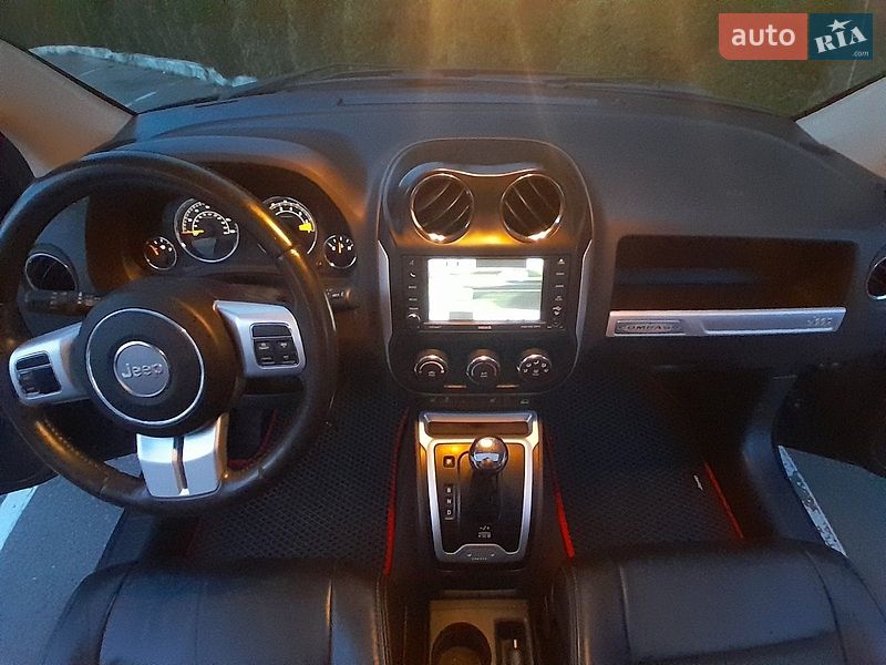 Позашляховик / Кросовер Jeep Compass 2016 в Києві фото 46 Позашляховик / Кросовер Jeep Compass 2016 в Києві