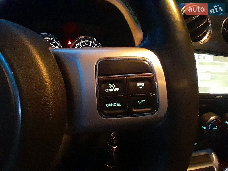 Позашляховик / Кросовер Jeep Compass 2016 в Києві фото 50 Позашляховик / Кросовер Jeep Compass 2016 в Києві
