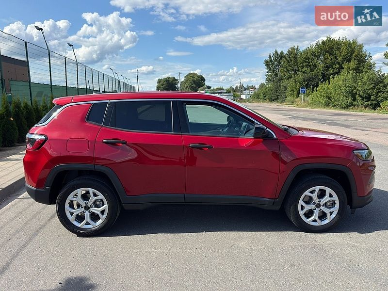 Позашляховик / Кросовер Jeep Compass 2024 в Києві фото 4 Позашляховик / Кросовер Jeep Compass 2024 в Києві
