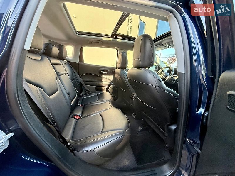 Внедорожник / Кроссовер Jeep Compass 2019 в Ровно