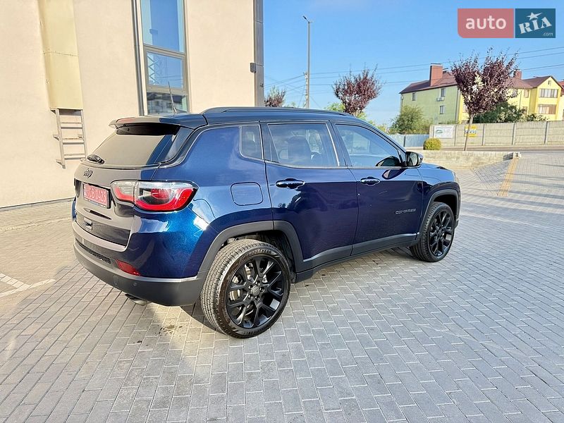 Внедорожник / Кроссовер Jeep Compass 2019 в Ровно