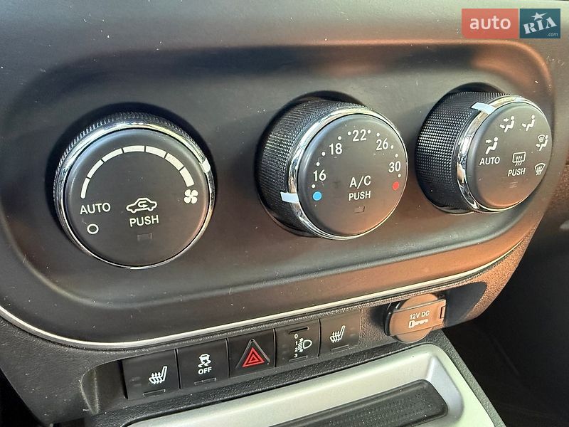 Позашляховик / Кросовер Jeep Compass 2013 в Києві фото 34 Позашляховик / Кросовер Jeep Compass 2013 в Києві