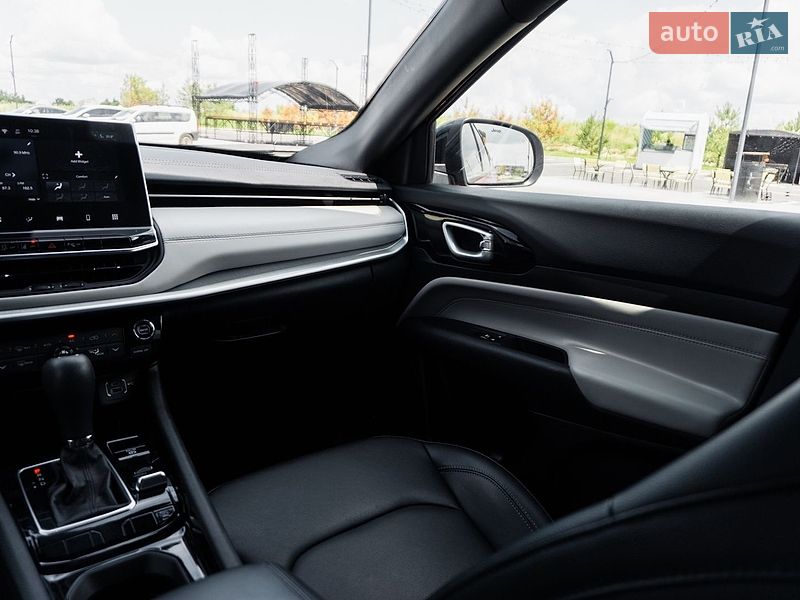Позашляховик / Кросовер Jeep Compass 2024 в Рівному
