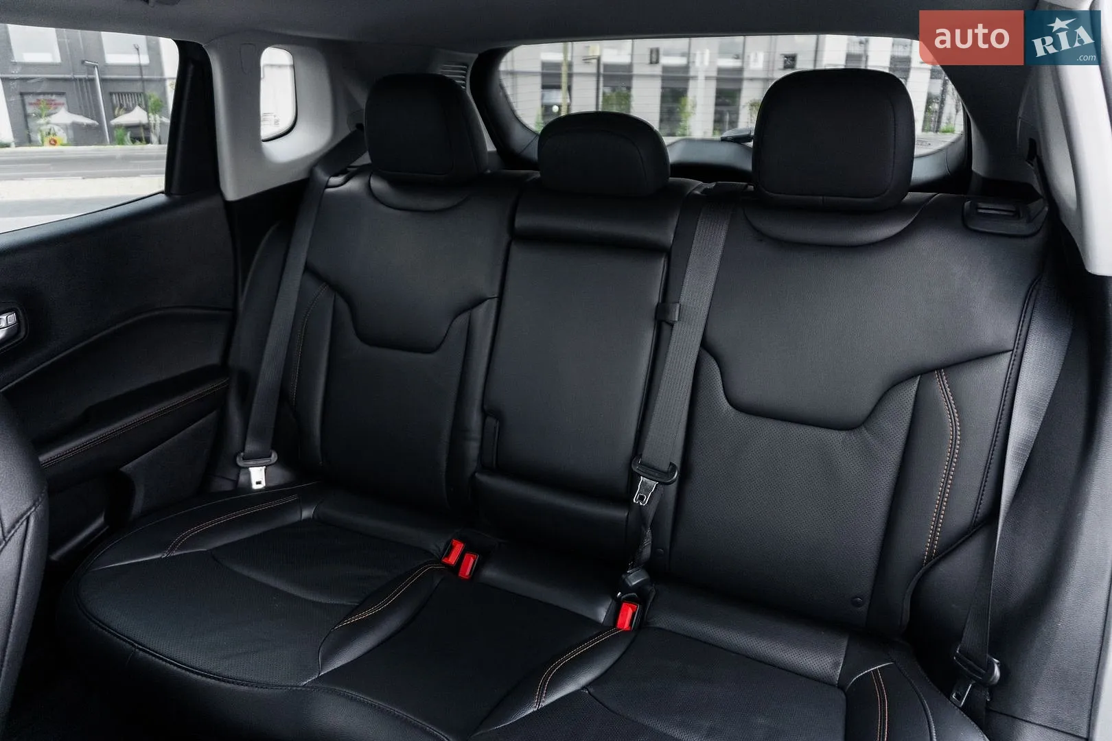 2020 Jeep Compass - мініатюра 18