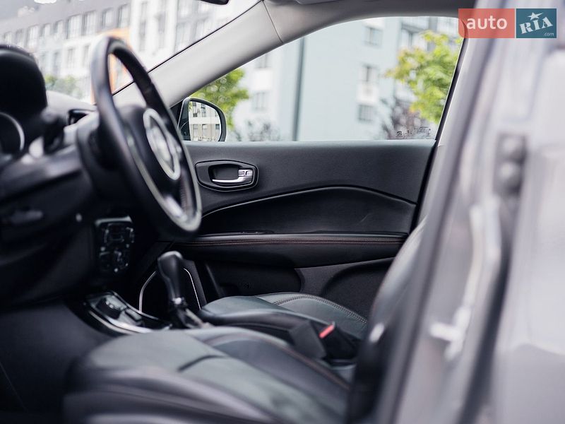 Позашляховик / Кросовер Jeep Compass 2020 в Рівному