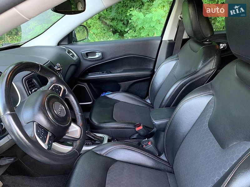 Позашляховик / Кросовер Jeep Compass 2018 в Лохвиці