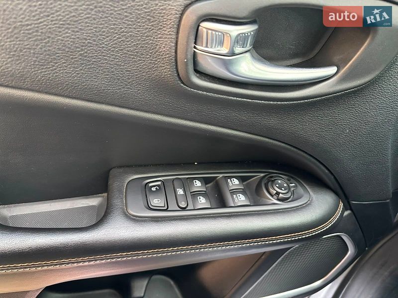 Позашляховик / Кросовер Jeep Compass 2018 в Звягелі фото 16 Позашляховик / Кросовер Jeep Compass 2018 в Звягелі