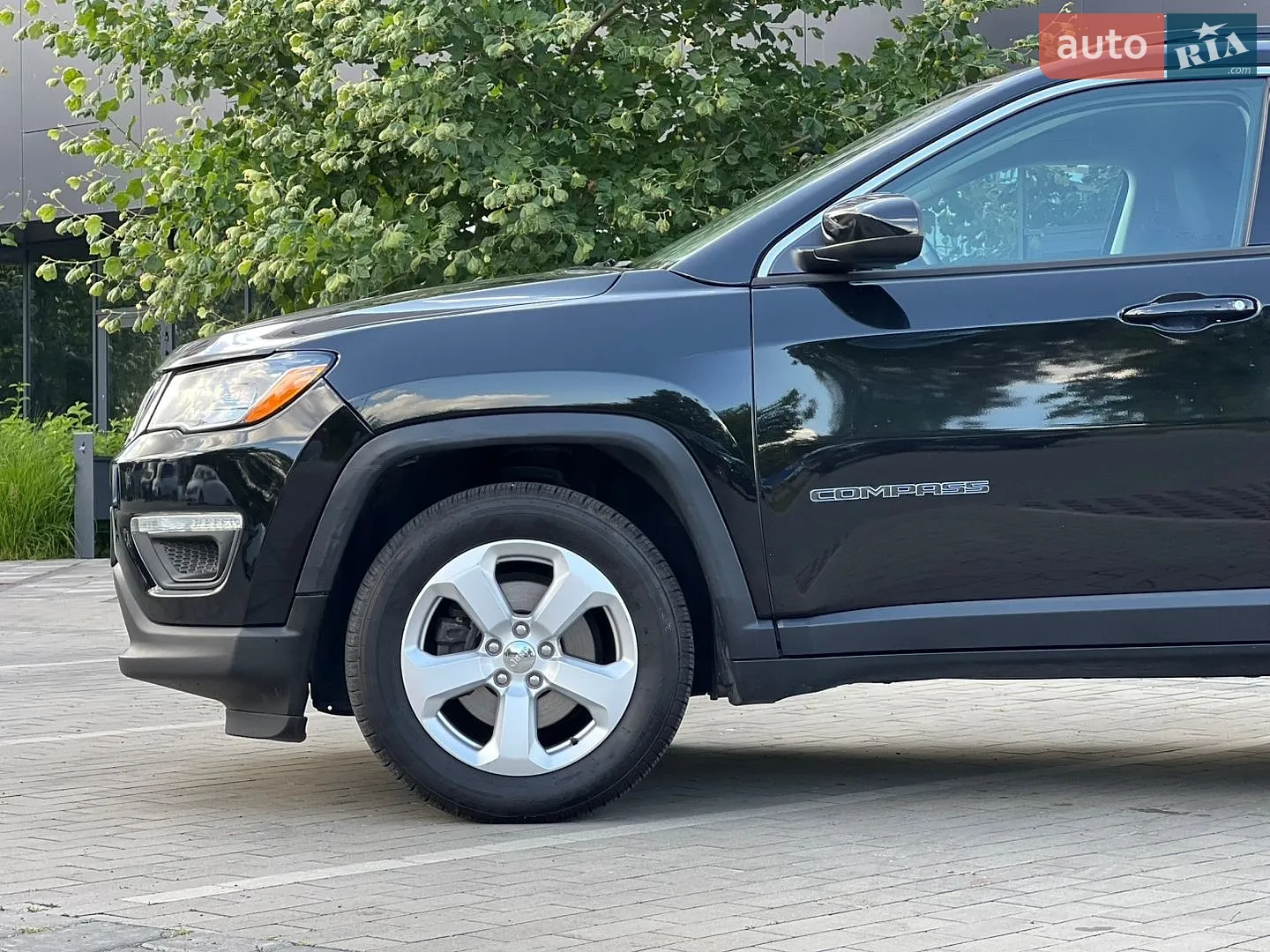 2017 Jeep Compass - мініатюра 8