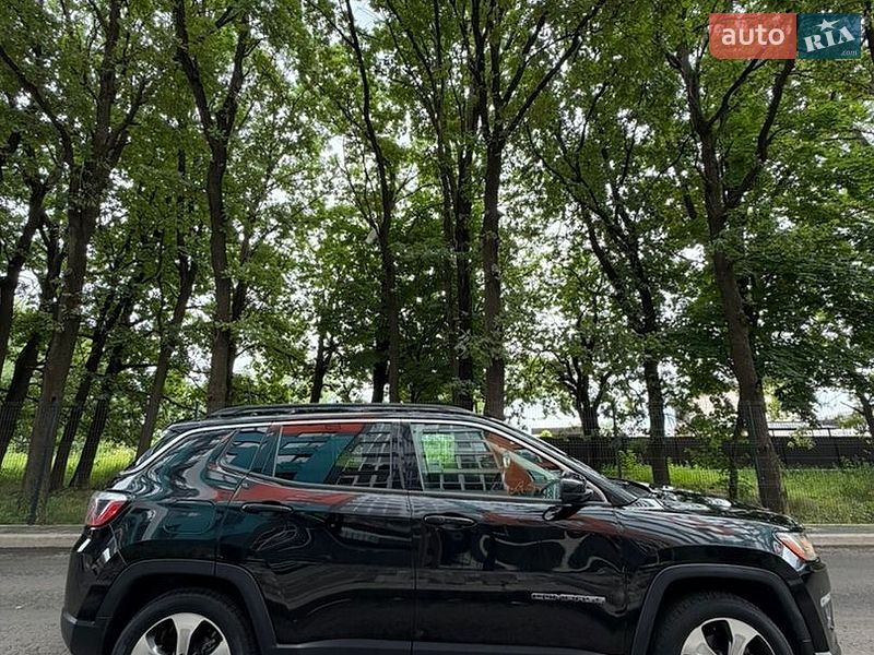 Позашляховик / Кросовер Jeep Compass 2017 в Чернігові