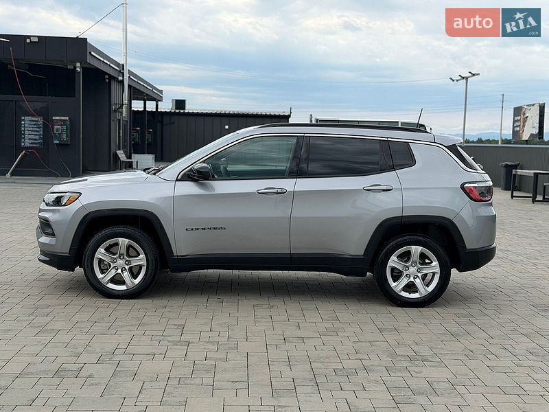 Внедорожник / Кроссовер Jeep Compass 2024 в Калуше