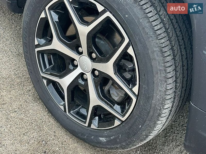 Позашляховик / Кросовер Jeep Compass 2024 в Запоріжжі