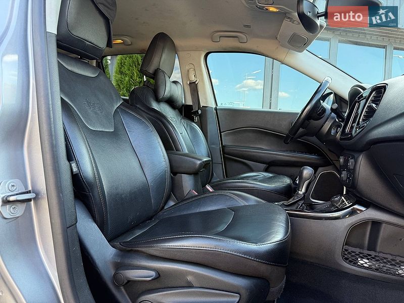 Внедорожник / Кроссовер Jeep Compass 2019 в Киеве фото 12 Внедорожник / Кроссовер Jeep Compass 2019 в Киеве