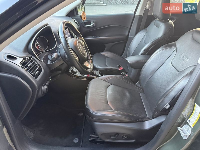Внедорожник / Кроссовер Jeep Compass 2020 в Ромнах фото 12 Внедорожник / Кроссовер Jeep Compass 2020 в Ромнах