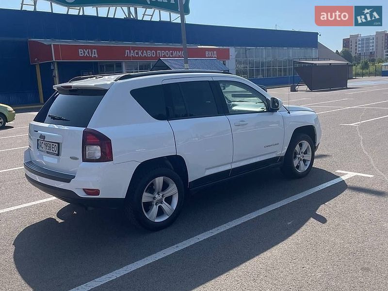 Внедорожник / Кроссовер Jeep Compass 2016 в Луцке