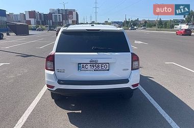 Внедорожник / Кроссовер Jeep Compass 2016 в Луцке