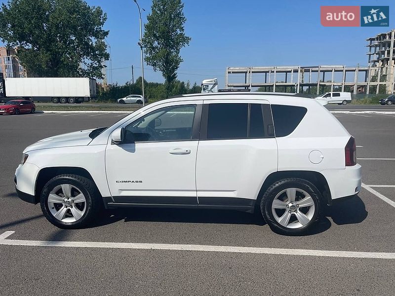 Внедорожник / Кроссовер Jeep Compass 2016 в Луцке