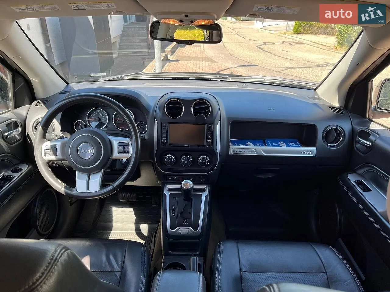 2016 Jeep Compass - мініатюра 16