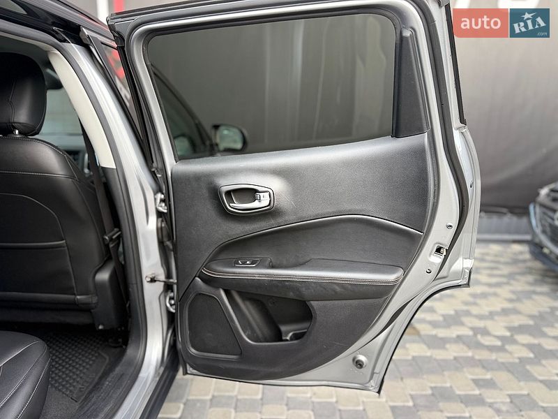 Внедорожник / Кроссовер Jeep Compass 2018 в Львове