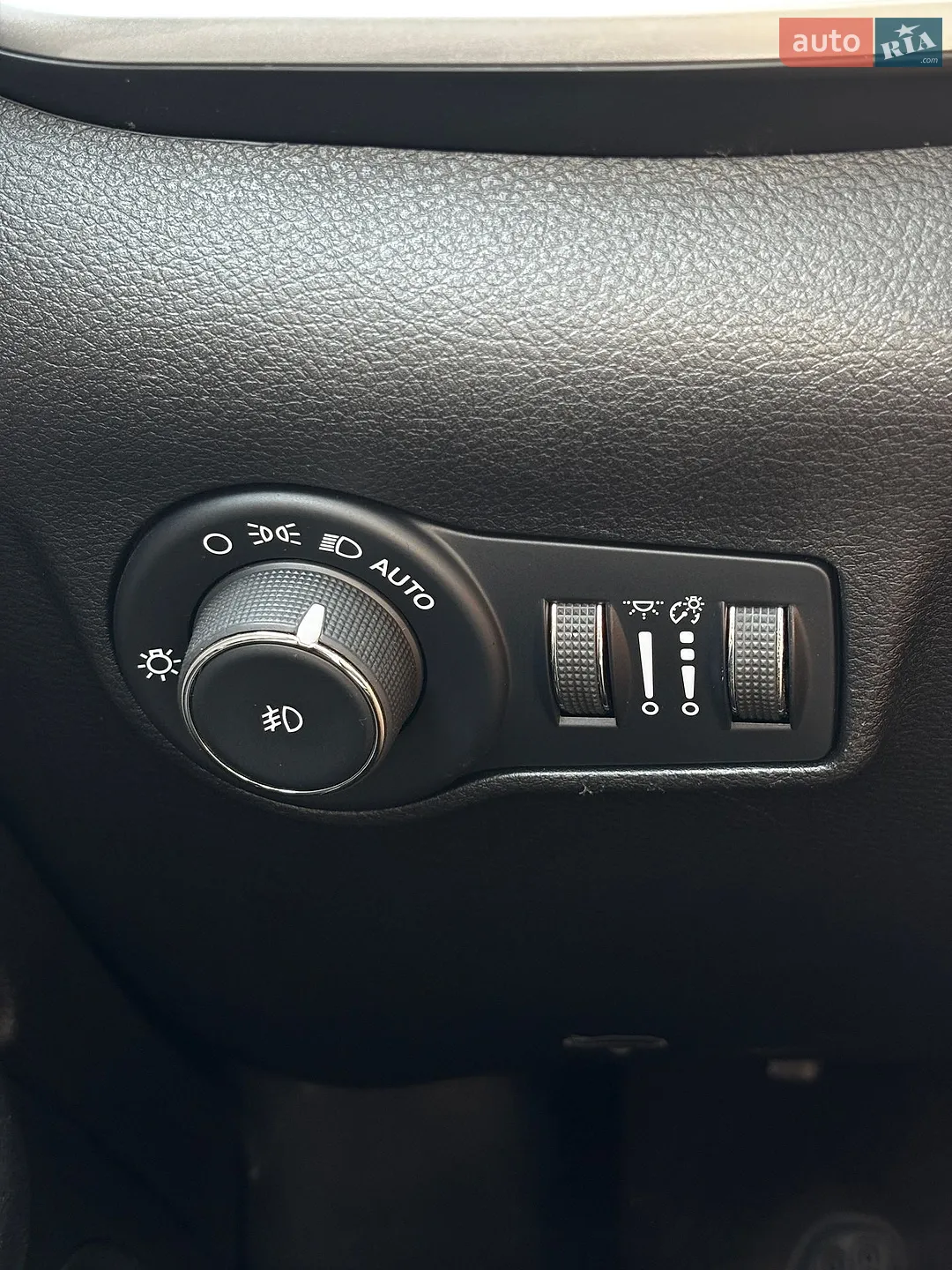 2021 Jeep Compass - мініатюра 29