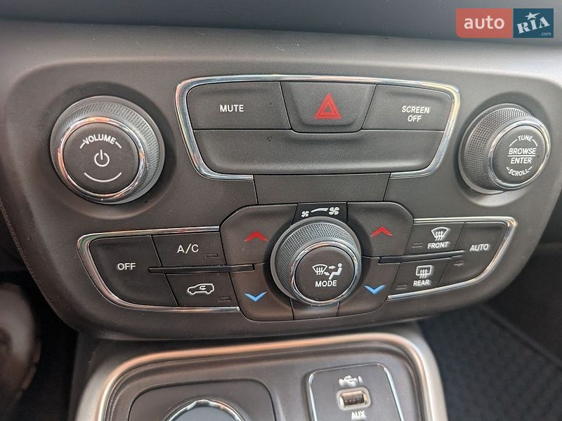 Позашляховик / Кросовер Jeep Compass 2020 в Дніпрі фото 18 Позашляховик / Кросовер Jeep Compass 2020 в Дніпрі