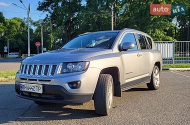 Внедорожник / Кроссовер Jeep Compass 2015 в Измаиле
