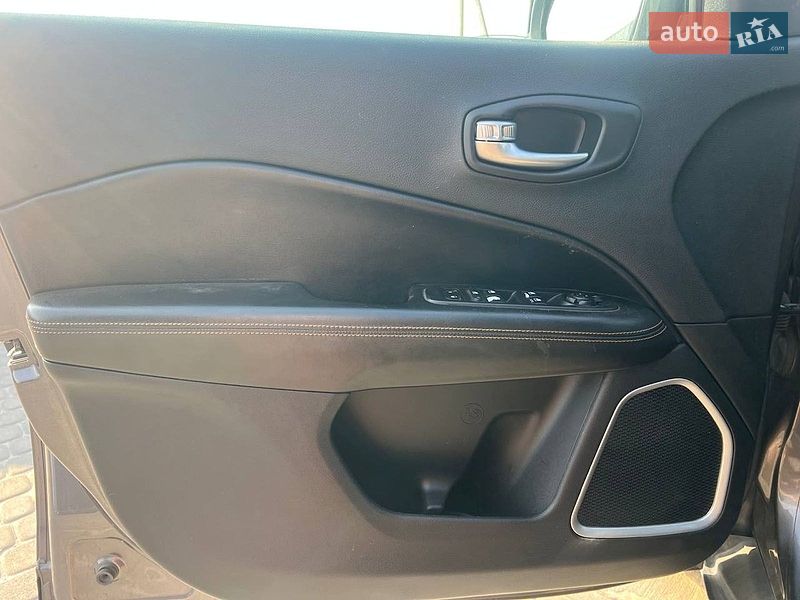 Позашляховик / Кросовер Jeep Compass 2019 в Львові