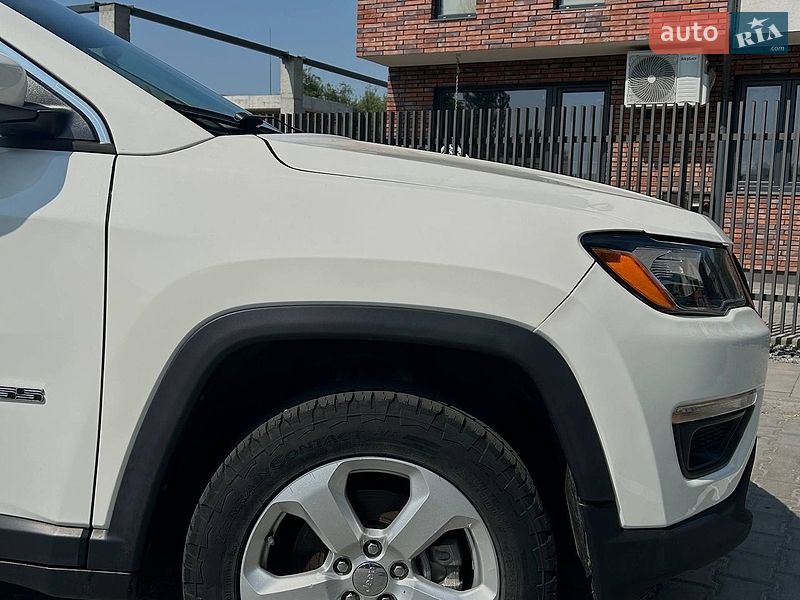 Внедорожник / Кроссовер Jeep Compass 2017 в Умани