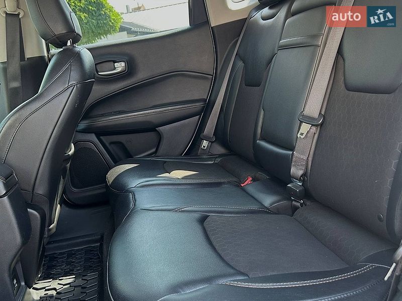 Внедорожник / Кроссовер Jeep Compass 2017 в Умани
