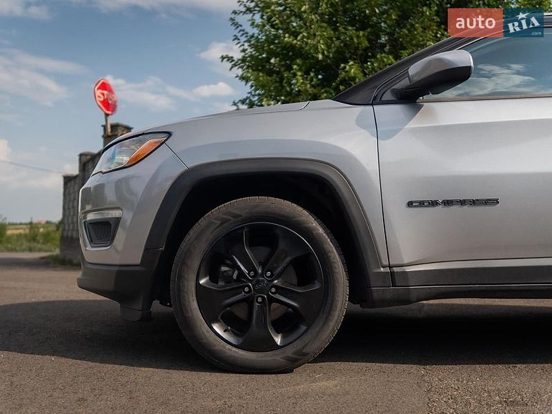 Внедорожник / Кроссовер Jeep Compass 2018 в Ровно