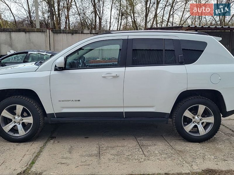 Позашляховик / Кросовер Jeep Compass 2016 в Солотвині