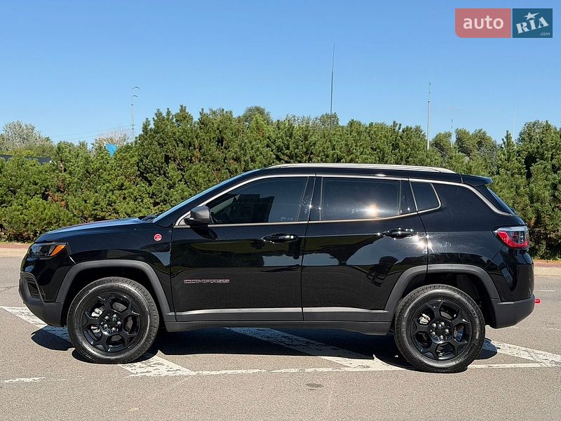 Внедорожник / Кроссовер Jeep Compass 2022 в Киеве