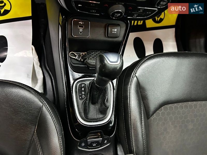 Позашляховик / Кросовер Jeep Compass 2020 в Чернівцях