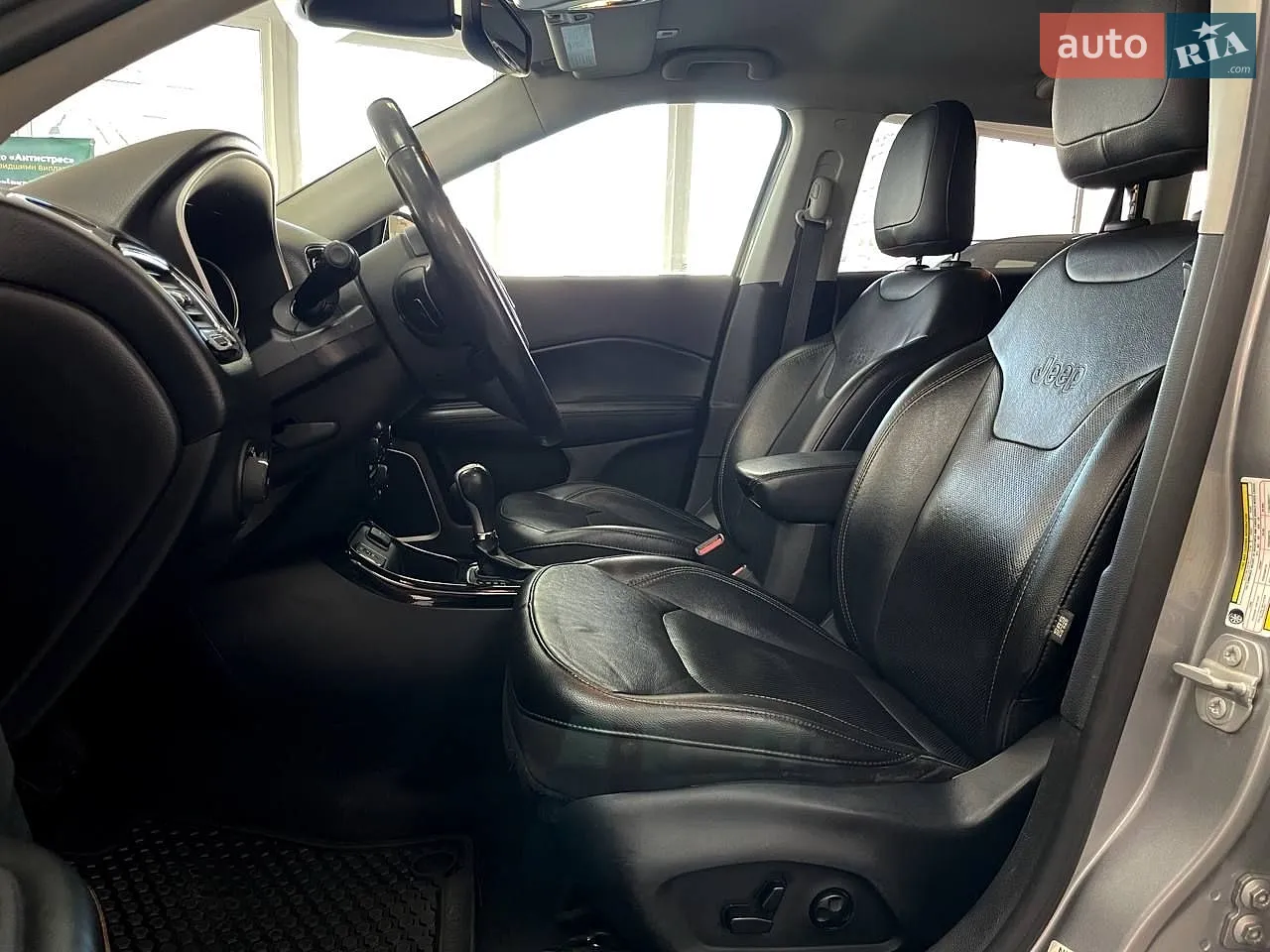 2019 Jeep Compass - мініатюра 17