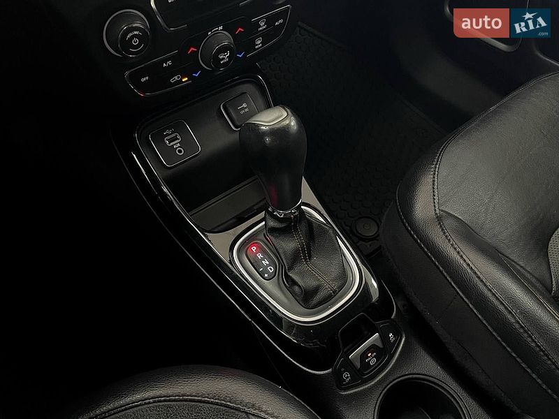 Позашляховик / Кросовер Jeep Compass 2019 в Києві