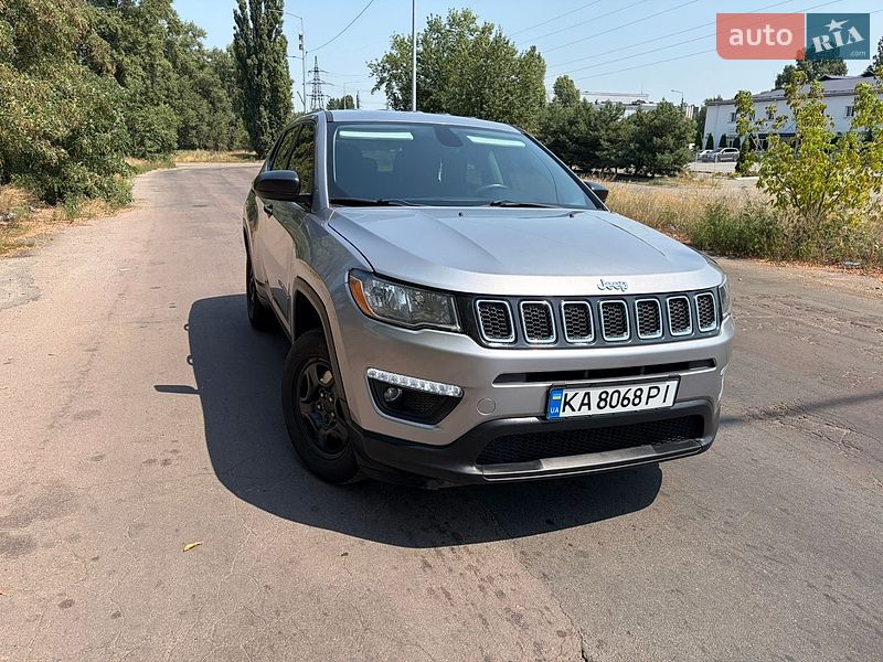 Внедорожник / Кроссовер Jeep Compass 2017 в Броварах