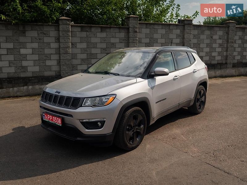 Внедорожник / Кроссовер Jeep Compass 2018 в Ровно