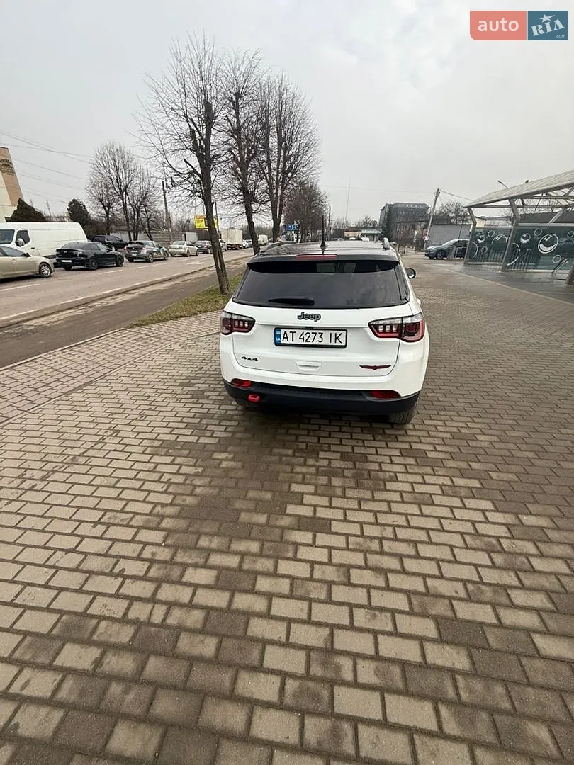 2022 Jeep Compass - мініатюра 3