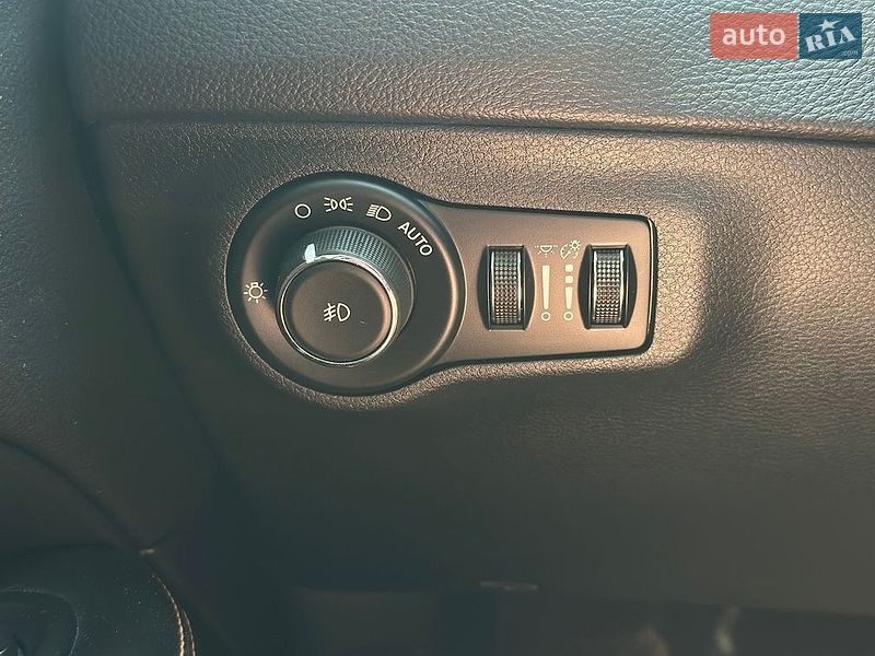 Внедорожник / Кроссовер Jeep Compass 2018 в Ивано-Франковске фото 18 Внедорожник / Кроссовер Jeep Compass 2018 в Ивано-Франковске