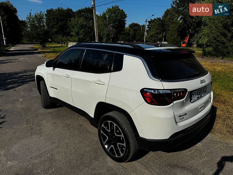 Позашляховик / Кросовер Jeep Compass 2017 в Києві