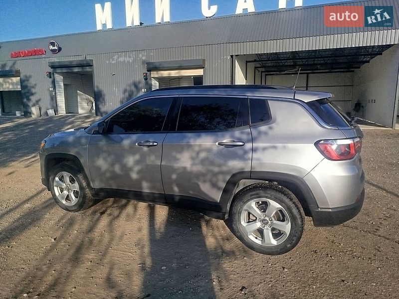 Внедорожник / Кроссовер Jeep Compass 2017 в Харькове
