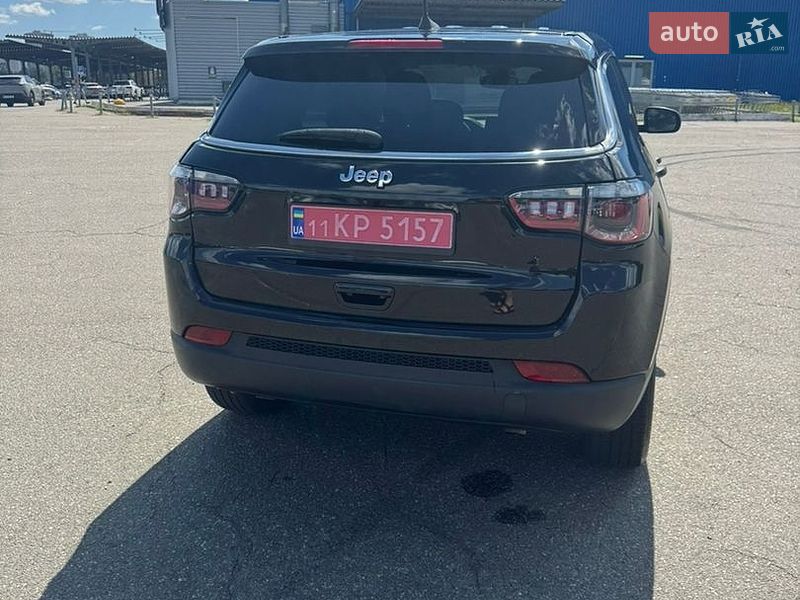 Внедорожник / Кроссовер Jeep Compass 2023 в Киеве
