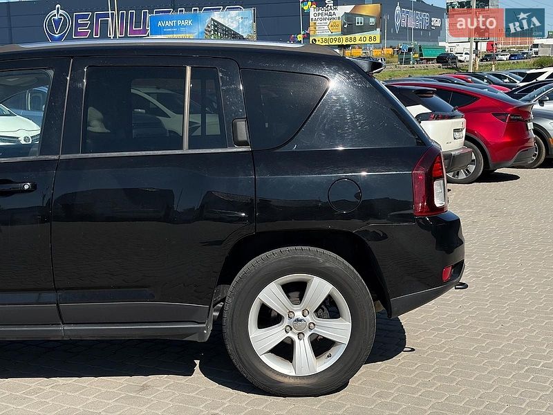 Внедорожник / Кроссовер Jeep Compass 2014 в Львове