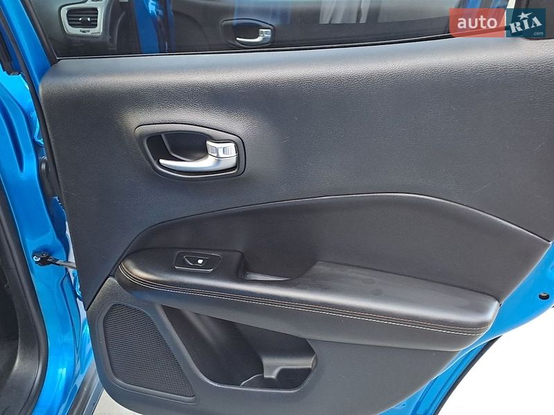 Позашляховик / Кросовер Jeep Compass 2021 в Рівному фото 30 Позашляховик / Кросовер Jeep Compass 2021 в Рівному