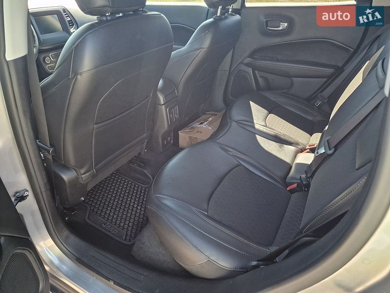 Внедорожник / Кроссовер Jeep Compass 2019 в Львове